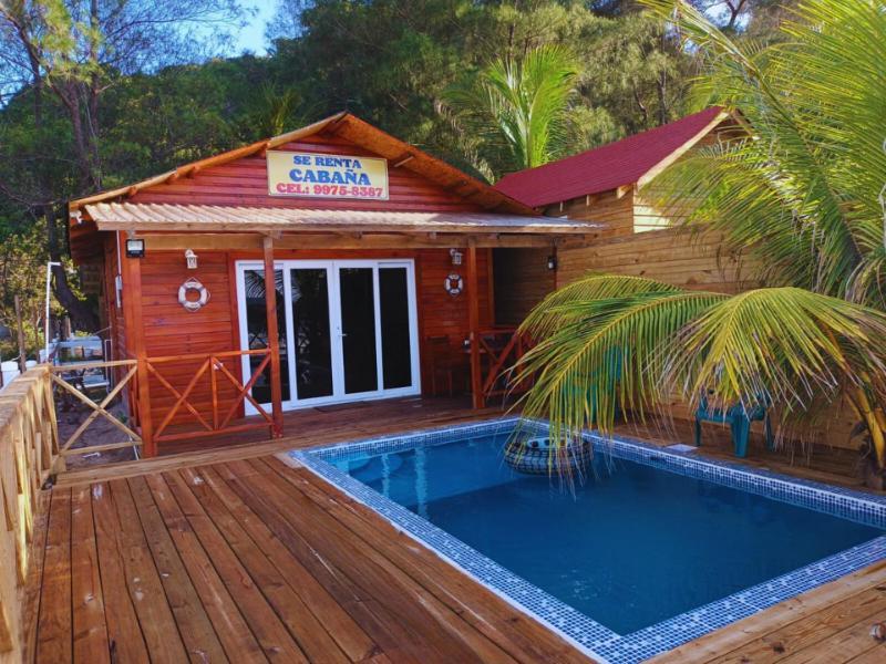 Villa Devonia - Beachfront Cabins With Pool At Tela, Hn Exteriér fotografie